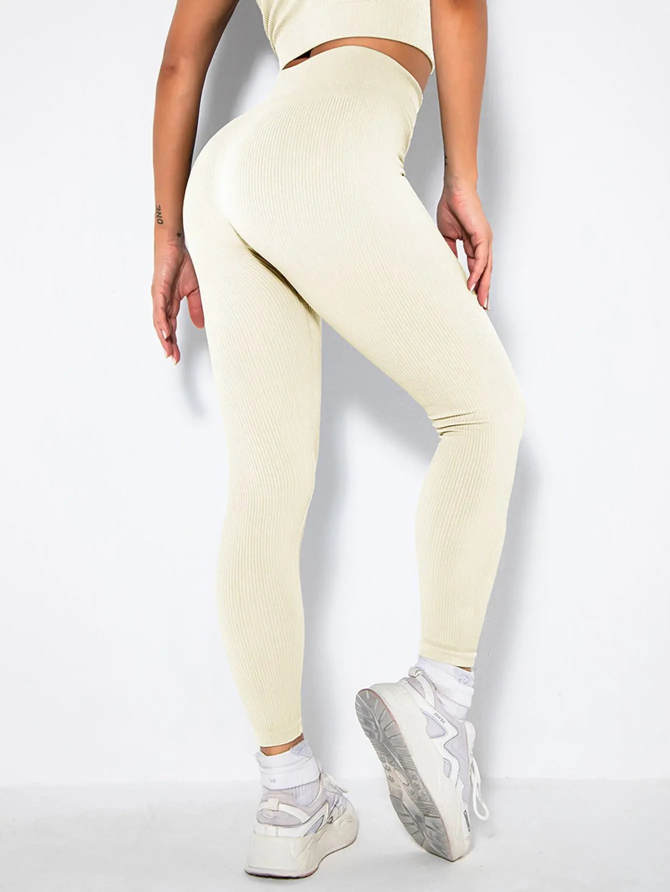 Seamless Womens Workout 2 Piece Set - iSavageAthletix | Athletic Wear & Sports Equipment